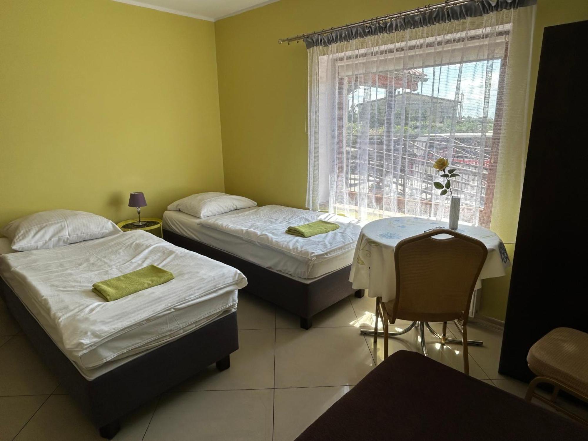 Gosciniec W Ogrodzie Apartment Brusy Ngoại thất bức ảnh